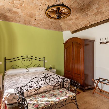 Chrizia Hotell Novi Ligure Exteriör bild