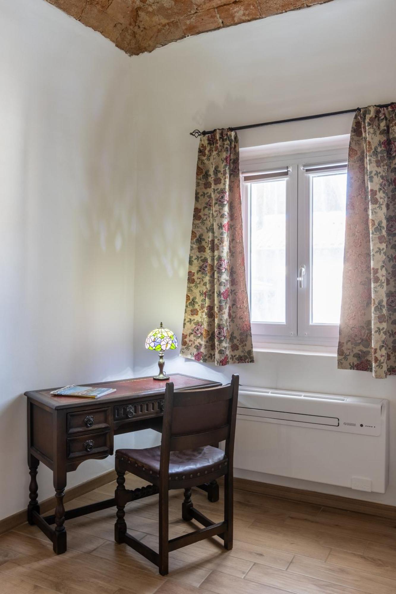 Chrizia Hotell Novi Ligure Exteriör bild